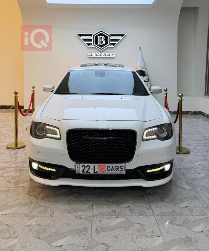 كرايسلر 300